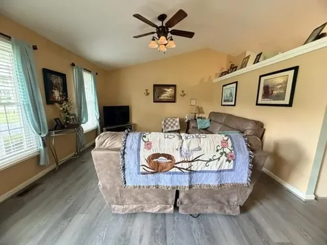 158 Phelps Way Bowling Green KY 42104