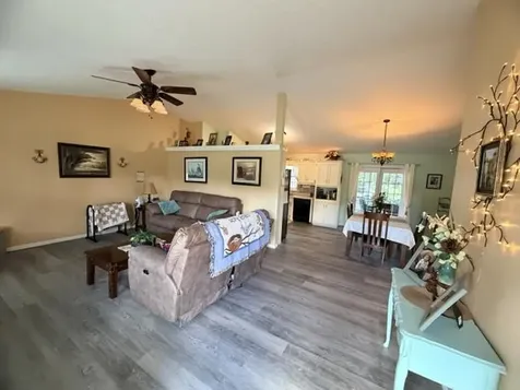 158 Phelps Way Bowling Green KY 42104