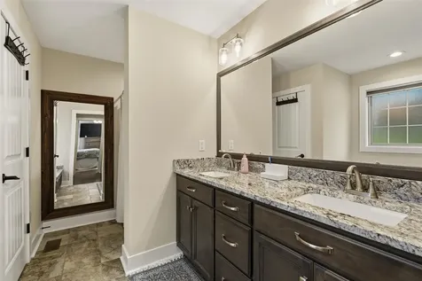 5333 Meador Port Oliver Road Scottsville KY 42164