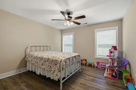5333 Meador Port Oliver Road Scottsville KY 42164