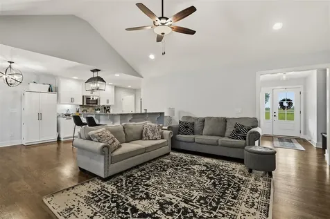 5333 Meador Port Oliver Road Scottsville KY 42164