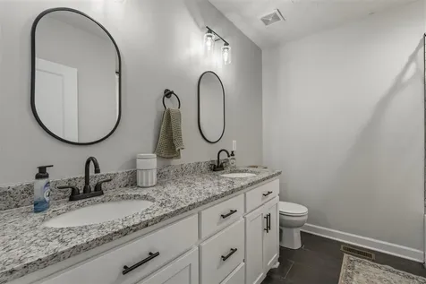 390 Cline Road Scottsville KY 42164