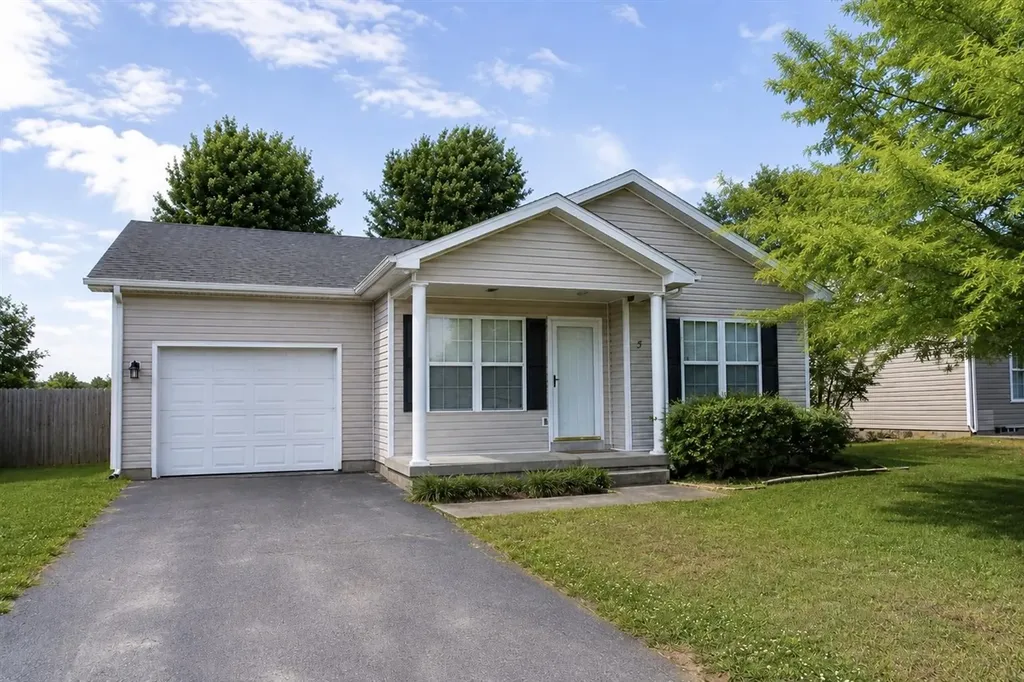 577 Meridian Drive Bowling Green KY 42101