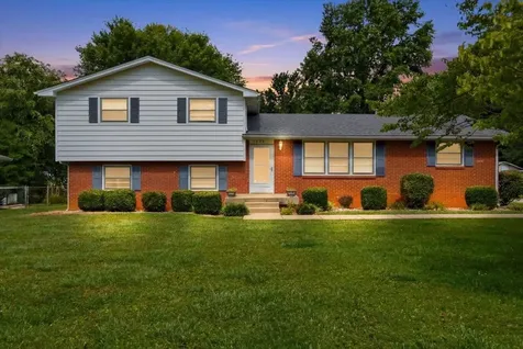 1226 Shawnee Way Bowling Green KY 42104