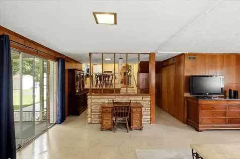 1226 Shawnee Way Bowling Green KY 42104