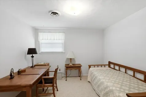 1226 Shawnee Way Bowling Green KY 42104