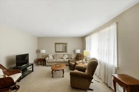 1226 Shawnee Way Bowling Green KY 42104