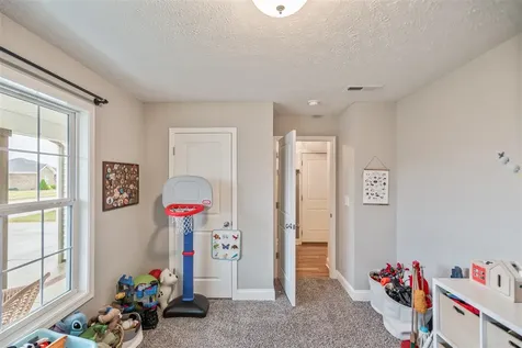 5361 Amber Creek Lane Bowling Green KY 42101