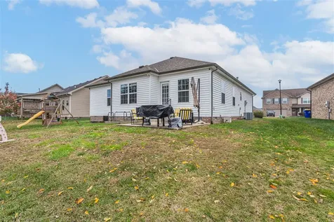 5361 Amber Creek Lane Bowling Green KY 42101