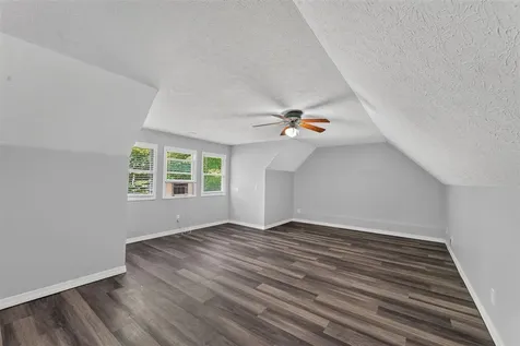 1314 Holland Brothers Road Woodburn KY 42170