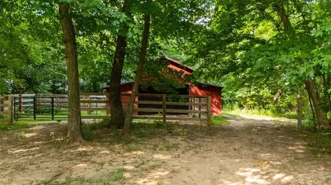 1314 Holland Brothers Road Woodburn KY 42170