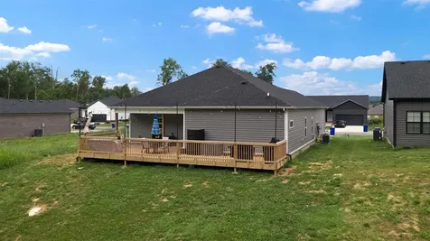 2761 Cedrus Avenue Bowling Green KY 42101