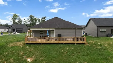 2761 Cedrus Avenue Bowling Green KY 42101