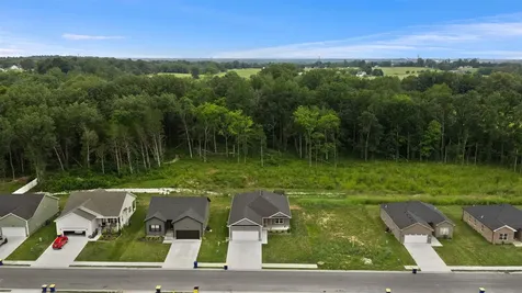 2761 Cedrus Avenue Bowling Green KY 42101