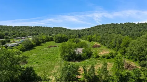 18035 Louisville Road Smiths Grove KY 42171