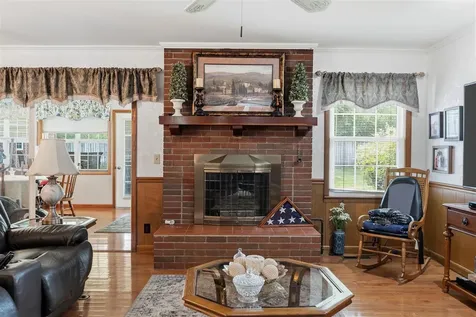 206 Windsor Avenue Glasgow KY 42141