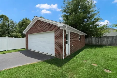 206 Windsor Avenue Glasgow KY 42141