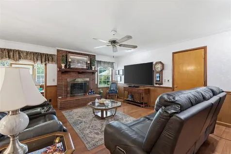 206 Windsor Avenue Glasgow KY 42141