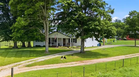 3281 Hydro Pondsville Road Smiths Grove KY 42171