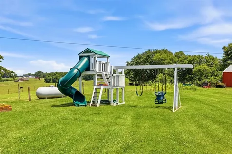 3281 Hydro Pondsville Road Smiths Grove KY 42171