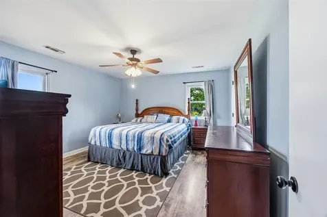 3281 Hydro Pondsville Road Smiths Grove KY 42171