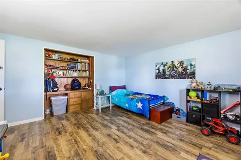 3281 Hydro Pondsville Road Smiths Grove KY 42171