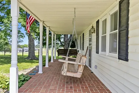 3281 Hydro Pondsville Road Smiths Grove KY 42171