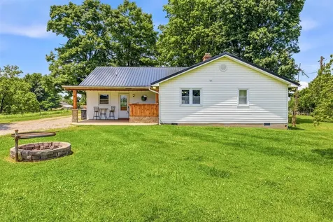 3281 Hydro Pondsville Road Smiths Grove KY 42171