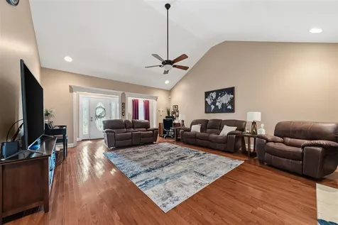 211 Cambridge Station Road Franklin KY 42134