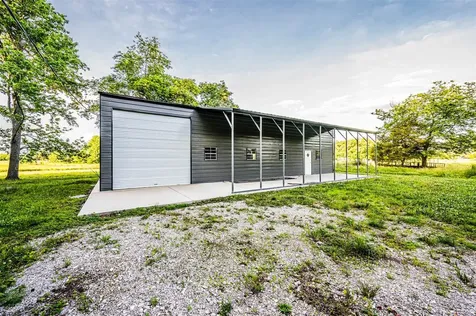 133 Oakhill School Road Smiths Grove KY 42171
