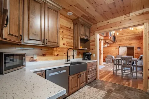2086 Martin Pierce Road Cub Run KY 42729
