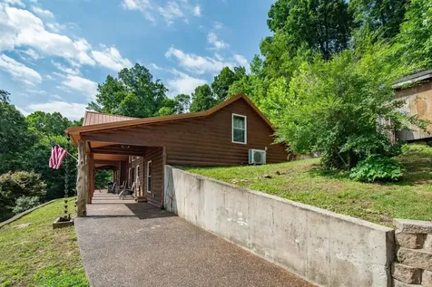 2086 Martin Pierce Road Cub Run KY 42729
