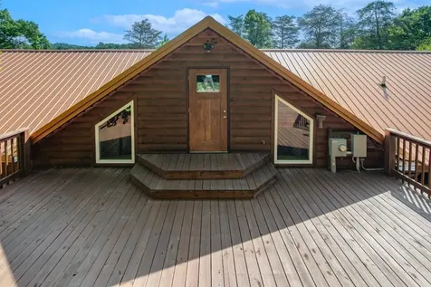 2086 Martin Pierce Road Cub Run KY 42729