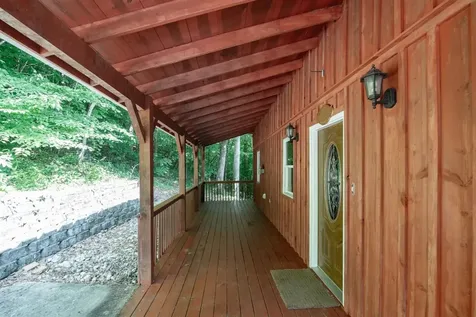 2086 Martin Pierce Road Cub Run KY 42729