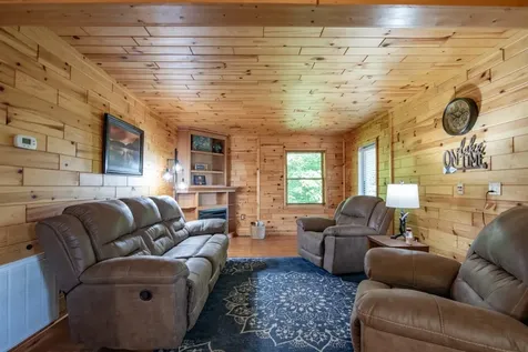 2086 Martin Pierce Road Cub Run KY 42729