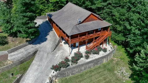 2086 Martin Pierce Road Cub Run KY 42729
