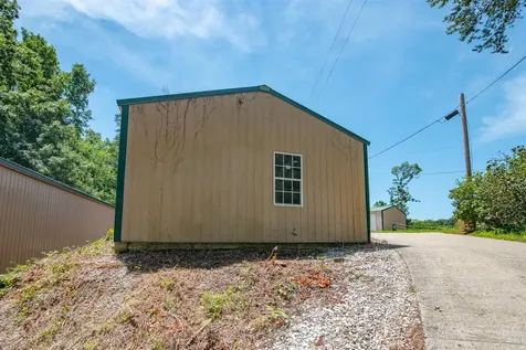 2086 Martin Pierce Road Cub Run KY 42729