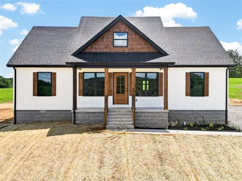 100 Head Lane Russellville KY 42276