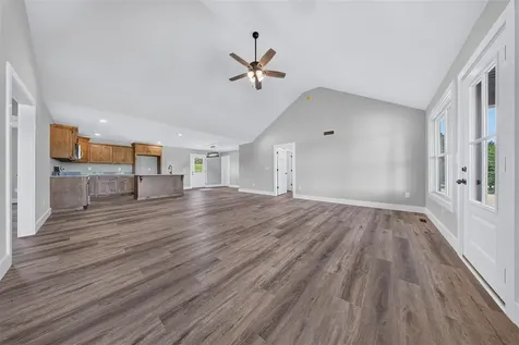 100 Head Lane Russellville KY 42276