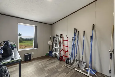 7940 Tompkinsville Road Glasgow KY 42141