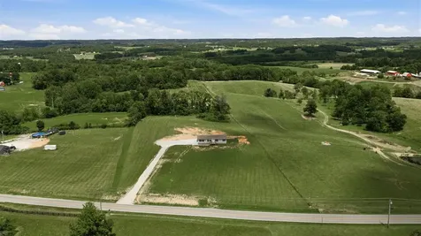 7940 Tompkinsville Road Glasgow KY 42141