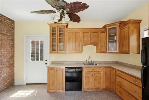 1605 Camden Court Bowling Green KY 42103