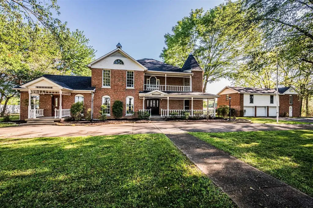 1800 Plano Road Bowling Green KY 42103