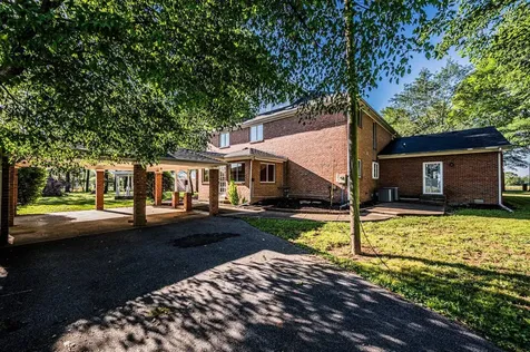 1800 Plano Road Bowling Green KY 42103