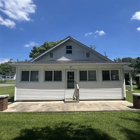 113 Garmon Avenue Glasgow KY 42141