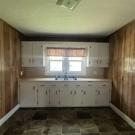 113 Garmon Avenue Glasgow KY 42141