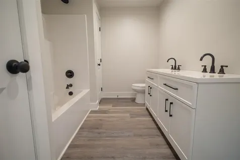 2720 Apache Drive Bowling Green KY 42104