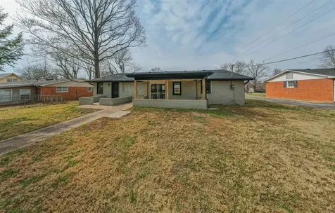 2720 Apache Drive Bowling Green KY 42104