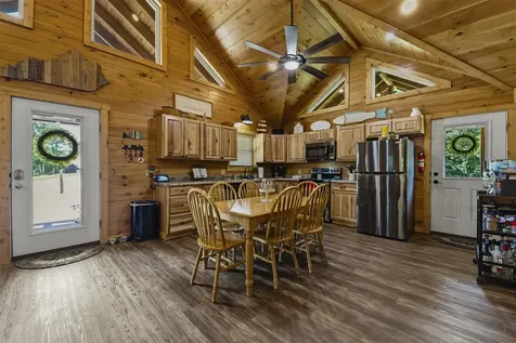102 Scenic Drive Mammoth Cave KY 42259
