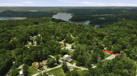 102 Scenic Drive Mammoth Cave KY 42259